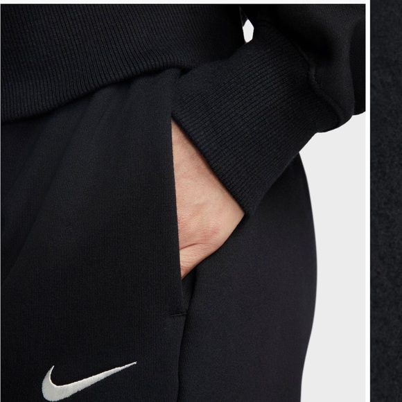 Nike NEW Sportswear Phoenix Fleese crop sweatshirt - Picture 6 of 8